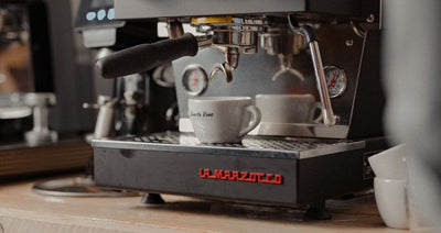Espressomachine met een dubbele boiler vs espressomachine met een enkele boiler - Wat is het verschil en hoe te kiezen?
