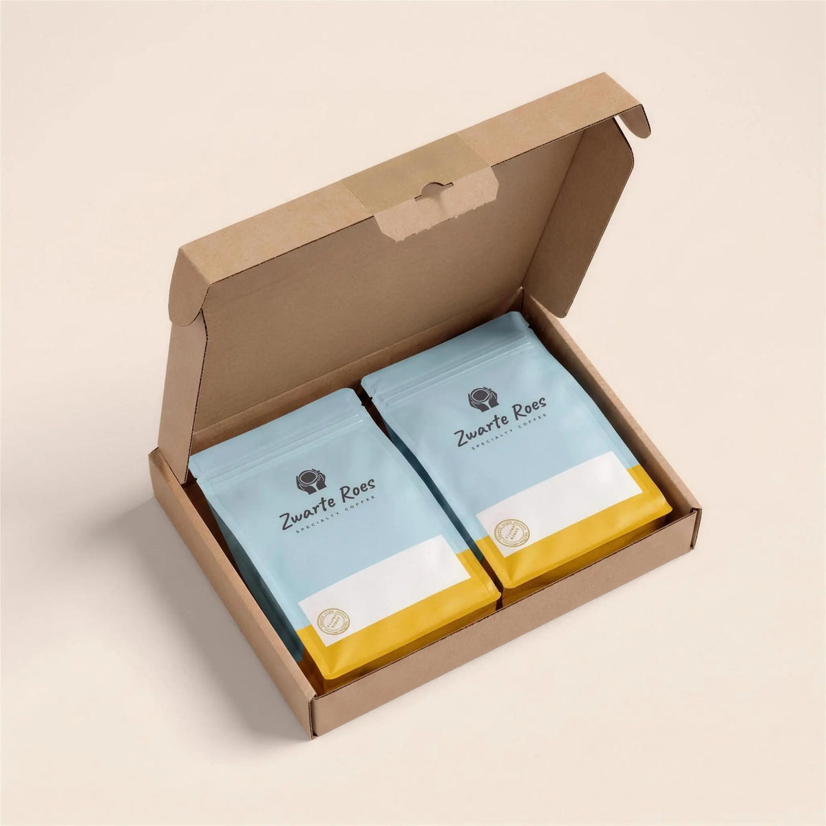 Filter Brew Box van Zwarte Roes, open brievenbusdoos met twee zakken specialty filterkoffie van 250 gram